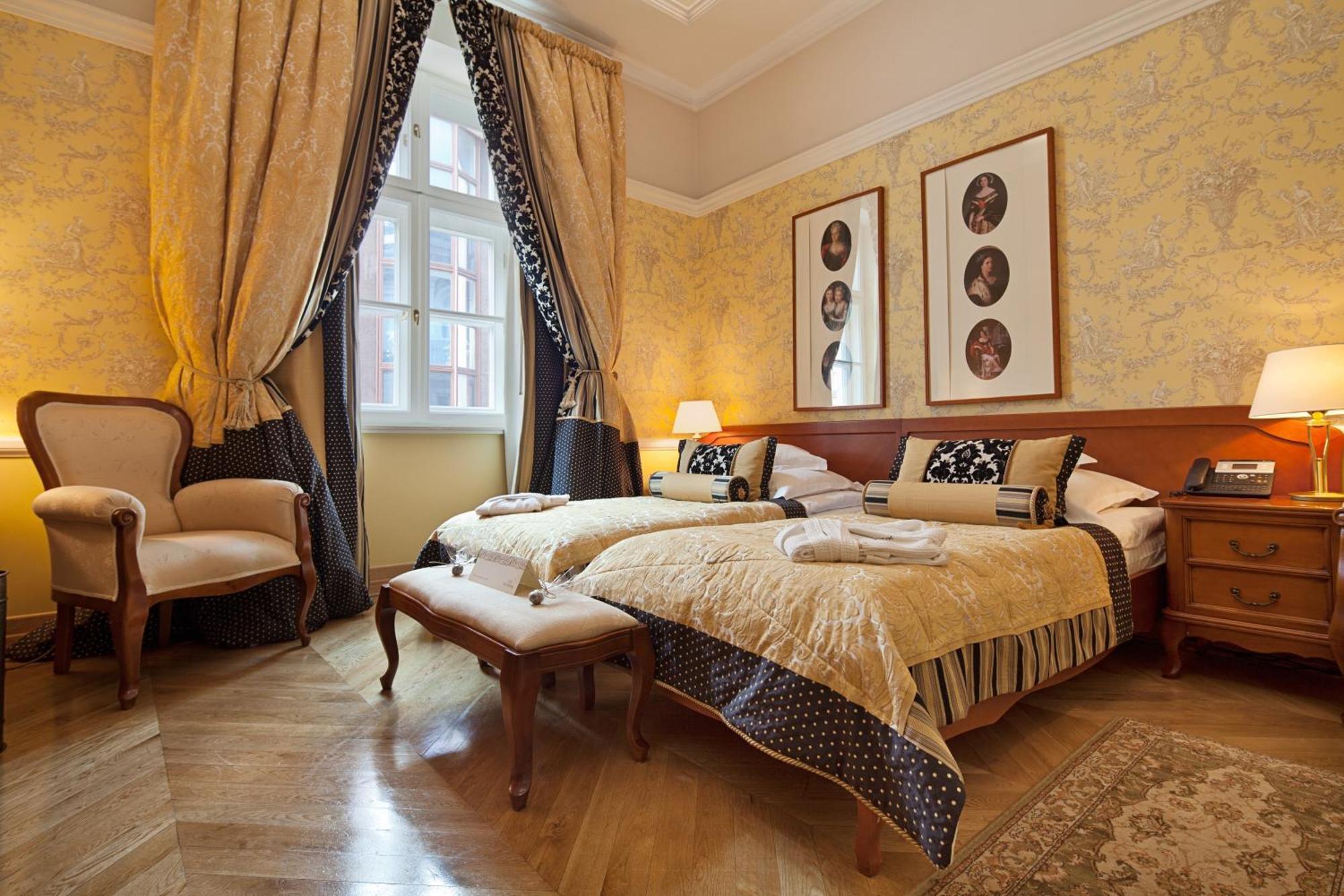 The Bonerowski Palace Boutique Hotel คราคูฟ ภายนอก รูปภาพ