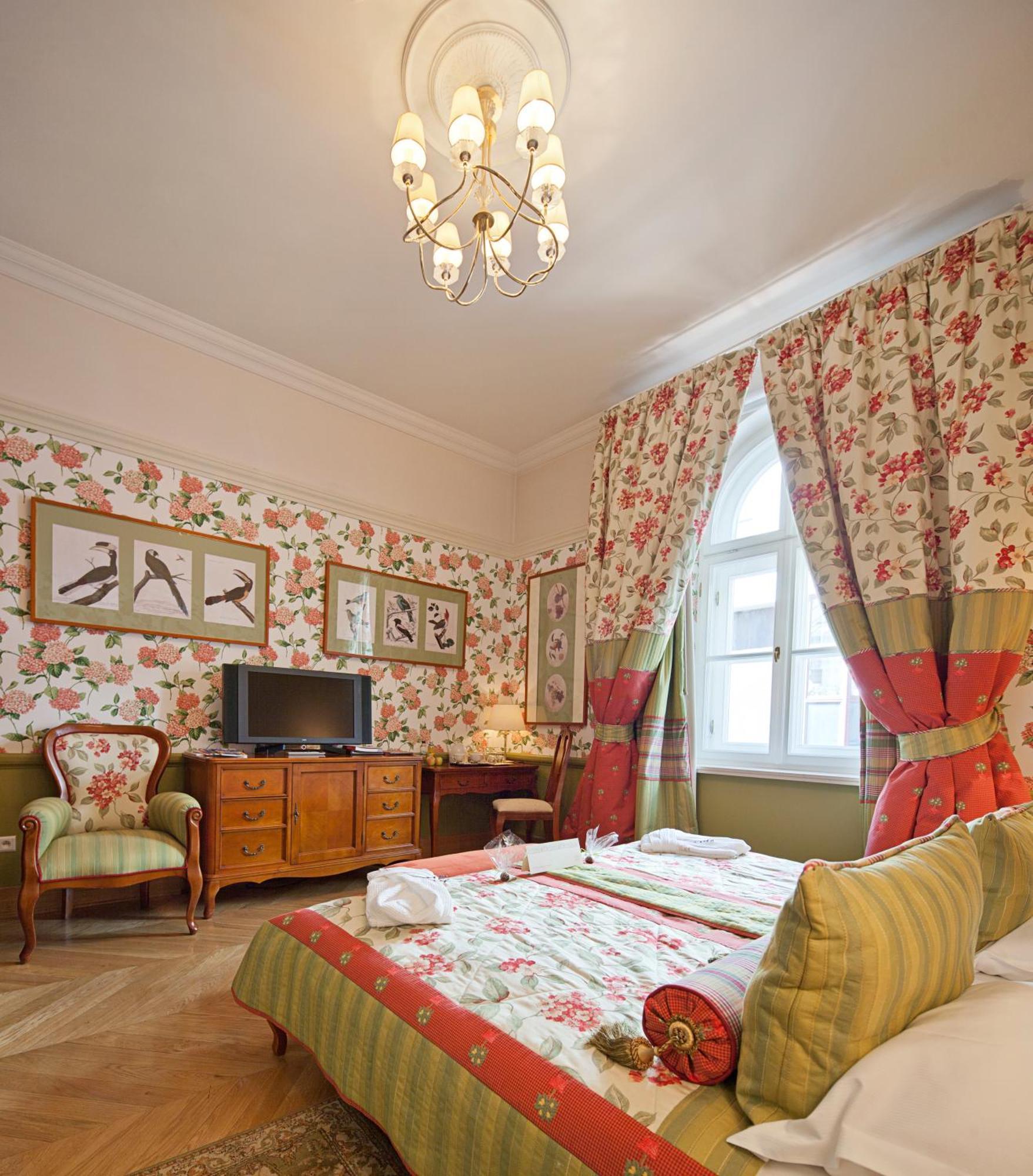 The Bonerowski Palace Boutique Hotel คราคูฟ ภายนอก รูปภาพ